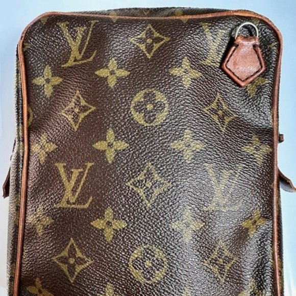 Louis Vuitton Monogram Danube Shoulder bag & Dust Bag - Authentic - Picture 4 of 15